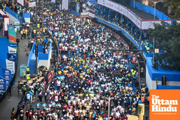 Mumbai: A top view of participants as they take part in the Tata Mumbai Marathon 2025