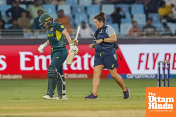 Healy in doubt for remainder of Ashes after foot injury rules her out of first T20I