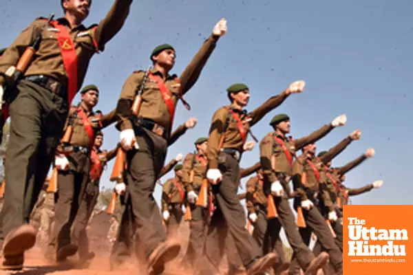 Ranchi: Security personnel participate in a rehearsal ahead of the Republic Day celebrations at Morabadi Grounds