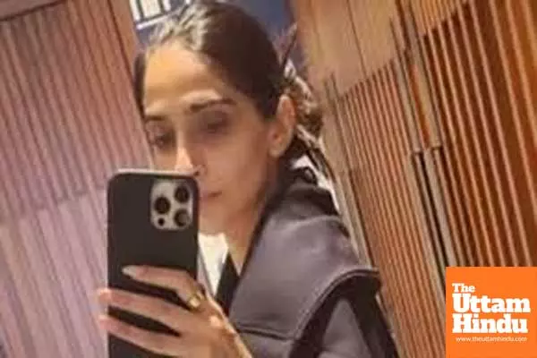 Sonam Kapoor channels her inner diva as she flaunts her breezy sweats