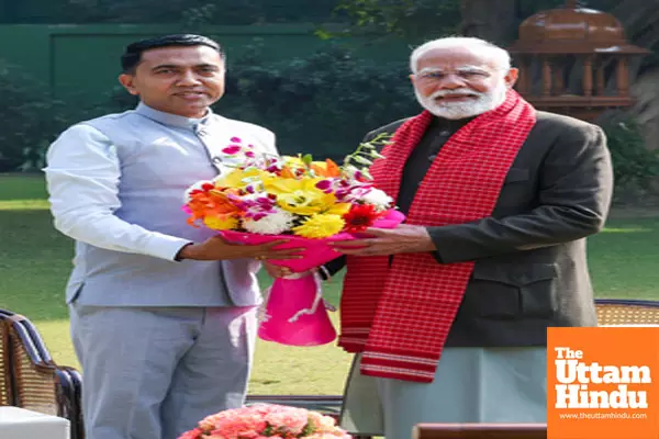 New Delhi: Prime Minister Narendra Modi meets Goa Chief Minister Pramod Sawant