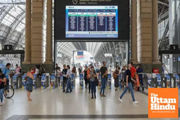 Argentine railway workers walk out in demand of higher wages