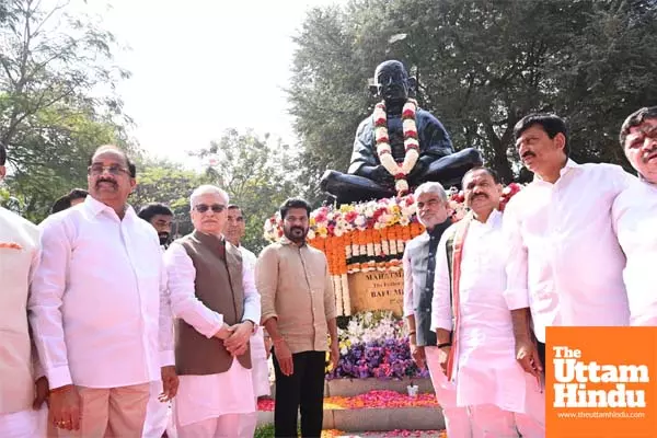 Telangana Guv, CM Reddy pay tributes to Mahatma Gandhi at Bapu Ghat