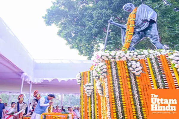 Bhubaneswar: Odisha Chief Minister Mohan Charan Majhi pays tribute to Mahatma Gandhi