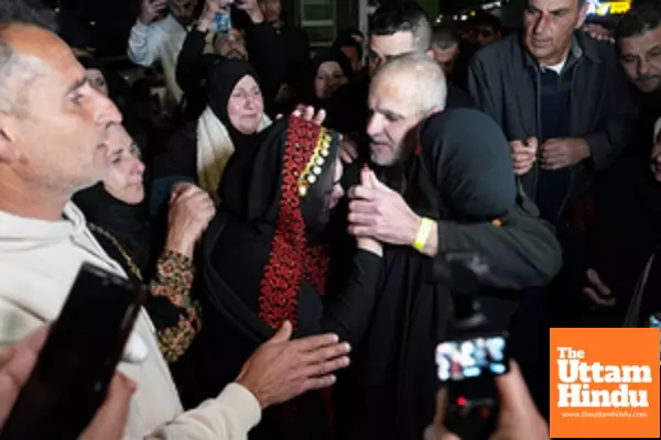 Palestinian prisoners freed by Israel arrive in Ramallah