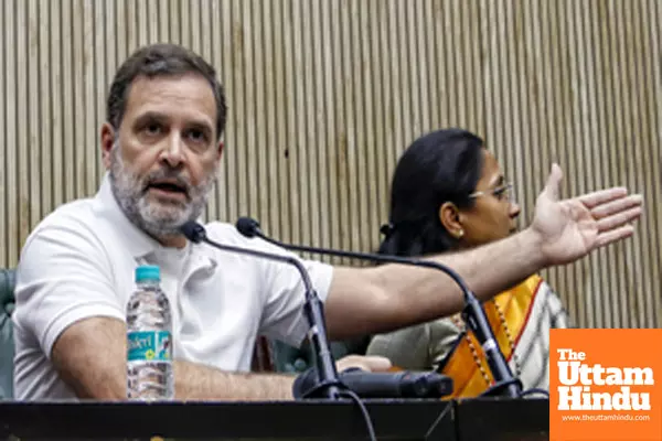 Prominent leaders address a press conference at Constitution Club