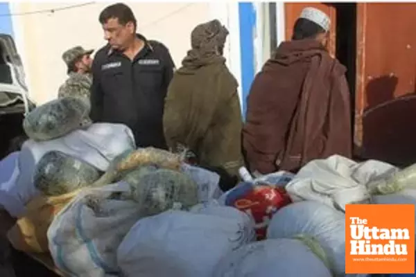 Police discover 12 kg of illicit drugs, arrest one smuggler in Afghanistan