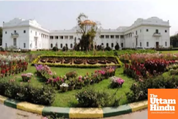 Amid sings of thaw in Raj Bhavan-state govt relations Bengal budget session to begin today