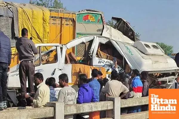 Maha Kumbh Devotees’ Bus Meets Tragic Accident in MP, 7 Dead in Truck Collision