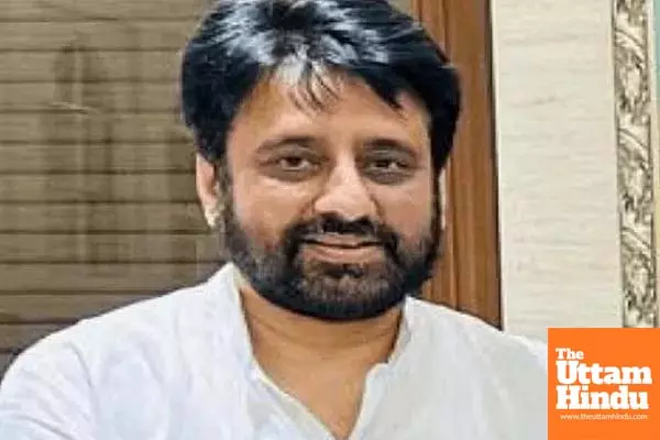 AAP MLA Amanatullah Khan in Trouble as Police Conduct Raids, Arrest Likely