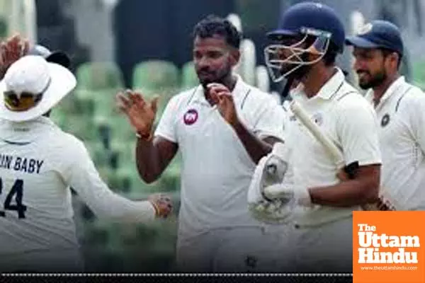 Ranji Trophy: Nizars heroic knock helps Kerala break J&K hearts to seal semis spot