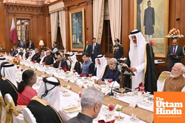 President Droupadi Murmu hosts Qatars Amir