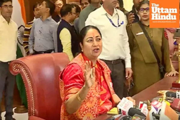 Rekha Gupta Takes Oath as CM, Pledges Unwavering Commitment to ‘Viksit Delhi’ Mission