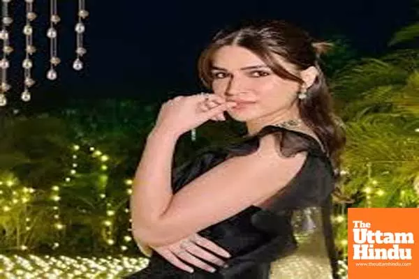 Kriti reveals she did her own hair and make-up, flaunts her ‘desi’ girl look