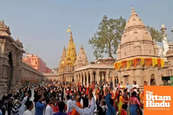 VIP darshan at Kashi Vishwanath temple stopped for 3 days due to Maha Shivratri rush