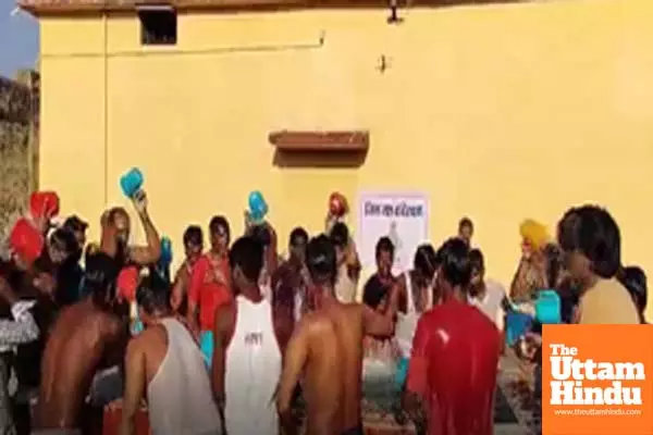 Chhattisgarh prisoners take holy bath with Sangam water