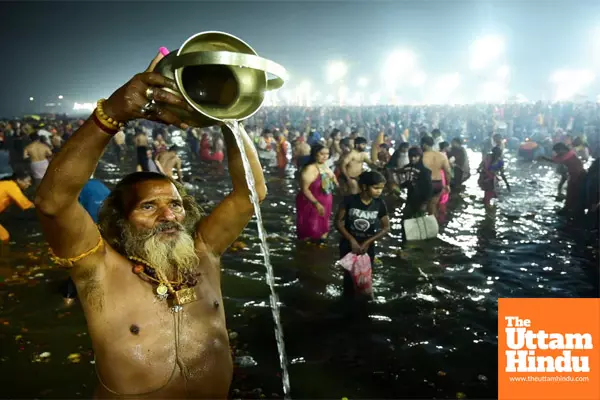 41 Lakh Strong Crowd Gathers at Maha Kumbh on Mahashivratri