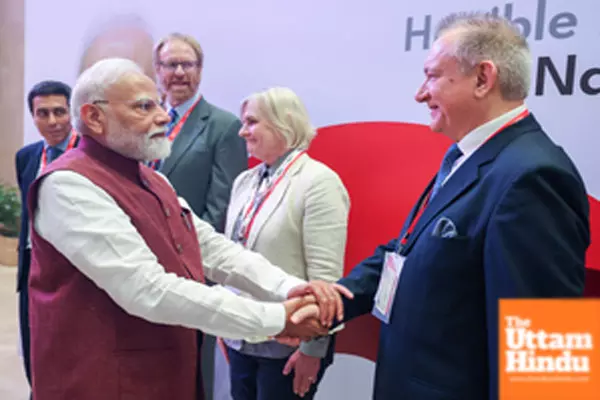 Prime Minister Narendra Modi meets Prof. Vesselin Popovski