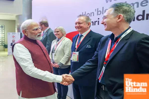 Prime Minister Narendra Modi meets Dr. Brian Greene