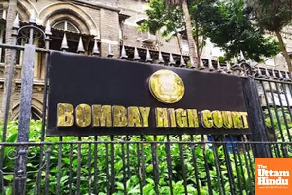 Bombay HC stays FIR order against ex-SEBI chief, 5 others