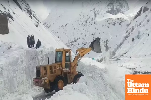 Weather Clears in Himachal Pradesh, But Avalanche Danger Persists