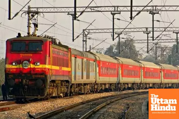 Railways Gear Up to Manage Holi Rush, 250 Special Trains Announced