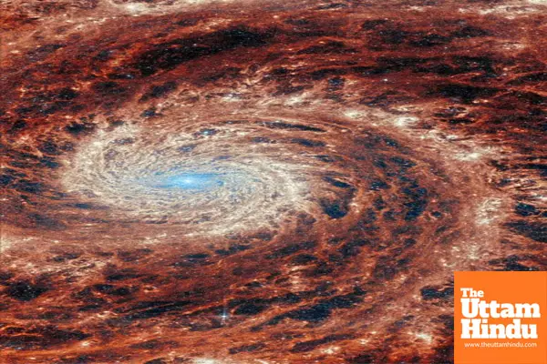 Webb Telescope Reveals Breathtaking View of Whirlpool Galaxy